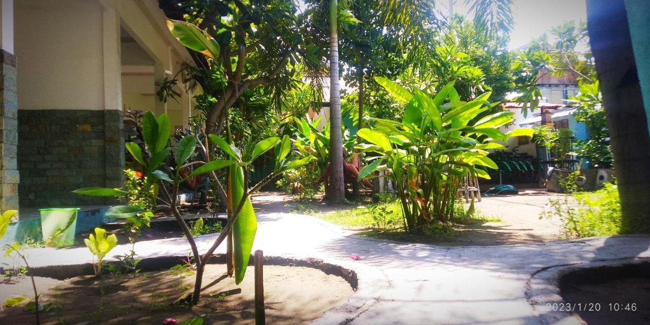 Ping Pong Homestay Gili Trawangan Esterno foto